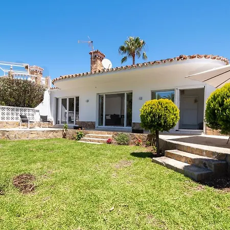 شقة Calle Marbella Chalet With Garden By *