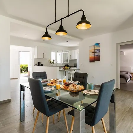 Calle Marbella Chalet With Garden By * Torrox